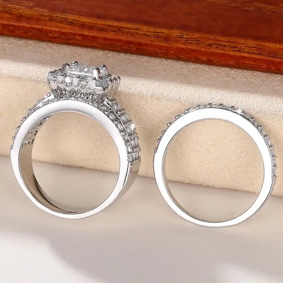 Brilliant Engagement Set Of Rings For Women Full Cubic Zirconia Luxury Proposal - Picture 3 of 8
